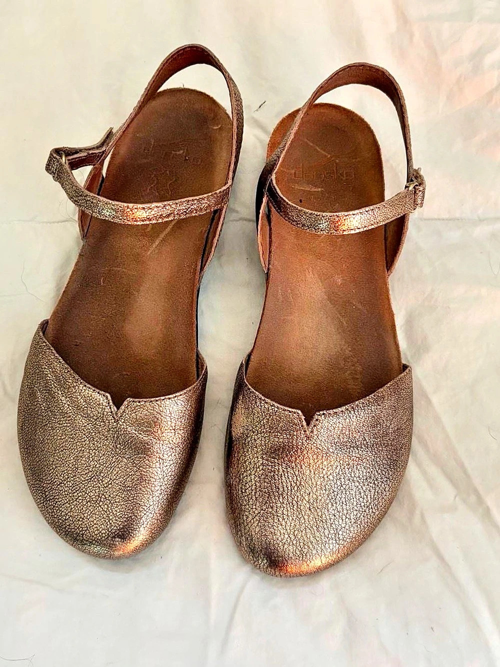 Dansko Rowan Metallic Slingback Sandals